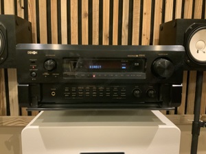 Yamaha NS 10 + Stative   Denon AVC-A 1D Bild 2