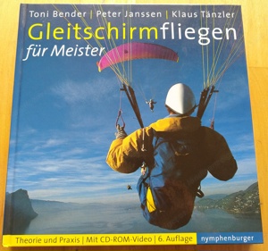 3 Bücher über das Gleitschirmfliegen