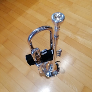 Trompete Yamaha Ytr 4335GSII
