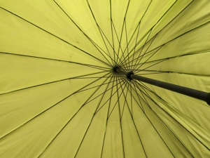 Sonnenschirm gross mit ständer Bild 1