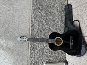 Gitarre schwarz