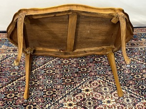 Barock Tisch Couchtisch Biedermeier Nussbaum Beistelltisch  Bild 9