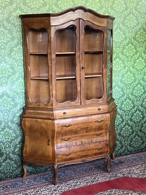 Barock Vitrine Bücherschrank Regal Stilmöbel Nussbaum Stilmöbel Biedermeier