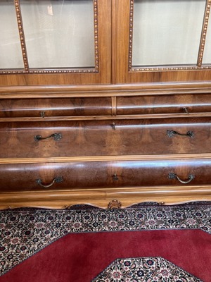 Barock Vitrine Gründerzeit Nussbaum Schrank Jugendstil Bücherschrank Regal Bild 4