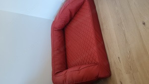 MyPado Orthopädisches Hundesofa aus Kunstleder, Farbe rot, in guter Form an Hundeliebling abzugeben