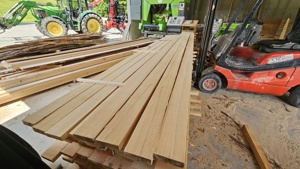 Holz, Bauholz, auch Brennholz Bild 2