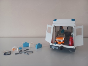 Playmobil Rettungswagen Bild 4