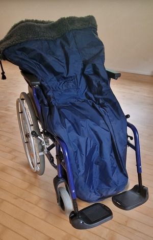 Rollstuhl "Bison" mit Schlupfsack Bild 5