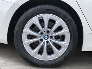 BMW 320d xDrive Touring Bild 12