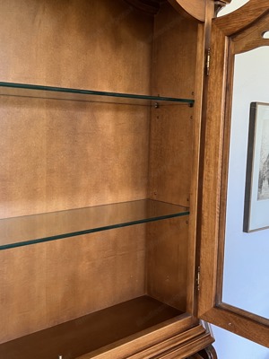 Vitrine Landhaus Nussbaum mit Sekretär Biedermeier Stilmöbel Barock oder Jugendstil SELVA Schrank Bild 9