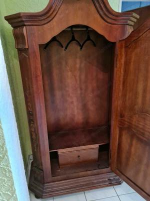 Bauernschrank Barock Schrank Landhaus Stilmöbel mit Intarsien Kasten Bild 9