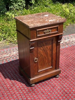 Gründerzeit Bett Beistelltisch Stuhl Sessel Bauernmöbel Nussbaum Einzelbett Hotel Zimmer Gästebett Bild 9