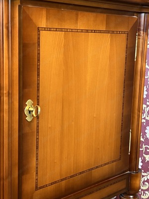 Barock Vitrine Stilmöbel Kirschbaum Biedermeier Sammlervitrine Vintage Louis XV Bild 4