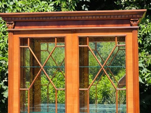 Biedermeier Vitrine England Eibe Heldense Bild 6