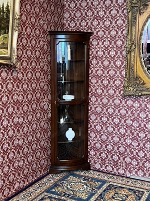 Biedermeier Eckvitrine Vitrine Nussbaum dunkel Barock Landhaus Rokoko Eckschrank Stilmöbel Louis XV  Bild 1