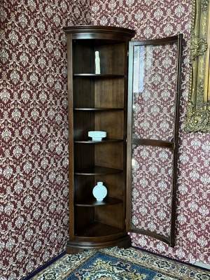 Biedermeier Eckvitrine Vitrine Nussbaum dunkel Barock Landhaus Rokoko Eckschrank Stilmöbel Louis XV  Bild 6