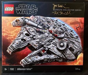 lego star wars 75192 Signed + Vip Card Signed