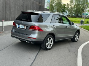 Mercedes-Benz GLE-Klasse GLE 350 d 4Matic A-Edition Aut. | LEDER | SUV   Geländewagen Bild 1