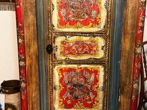 Barock Schrank Bauernschrank Bauernmöbel handbemalt Kasten Bild 10