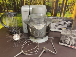 Küchenmaschine Bosch MUM 84 Professional incl Adapter und Nudelmaschine  Bild 4