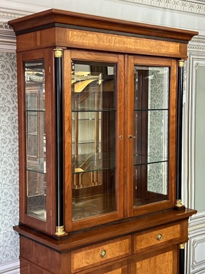 Biedermeier Vitrine Selva Schrank Kirschbaum Louis XV Empire STILMÖBEL Bild 5
