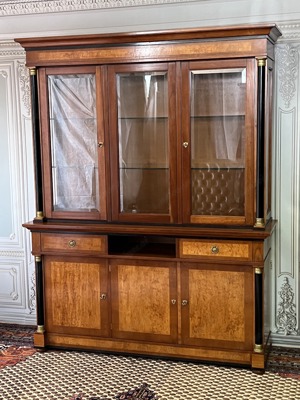 Biedermeier Vitrine Wohnzimmerschrank Selva Schrank Kirschbaum Louis XV Empire STILMÖBEL