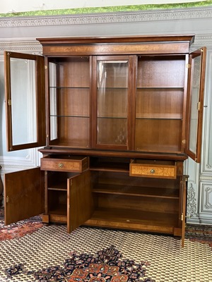 Biedermeier Vitrine Wohnzimmerschrank Selva Schrank Kirschbaum Louis XV Empire STILMÖBEL Bild 6