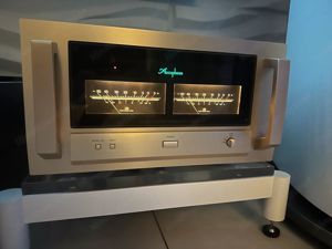 Accuphase P 7100 Endstufe