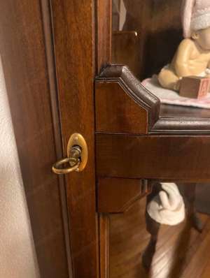 Biedermeier Vitrine Nussbaum Barock Eckvitrine Gründerzeit Eck Schrank Bild 3