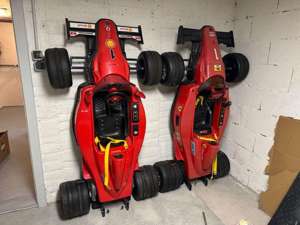 Verkaufe 2x Kinder Elektro Auto Ferrari F1 XXL (noch nicht restauriert)