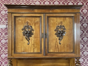 Jugendstil Buffet Anrichte Küchenbuffet Gründerzeit Bauernschrank Landhaus Nussbaum Bild 5
