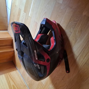 Downhill Helm S 100% Carbon