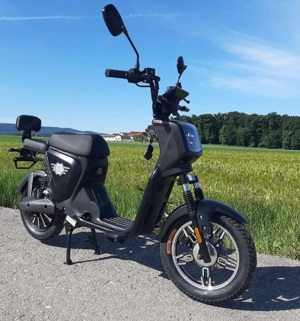 EFO E-Scooter 80Km 25 45Km h