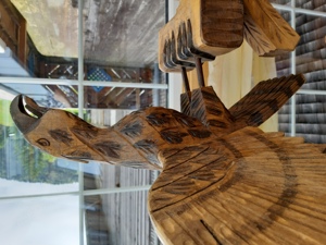 geschnitzter Adler aus Holz Bild 5