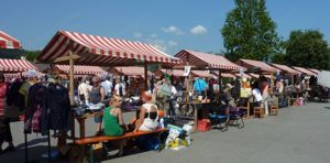 Trödelmarkt in Feldkirch - Altenstadt beim Fußballplatz