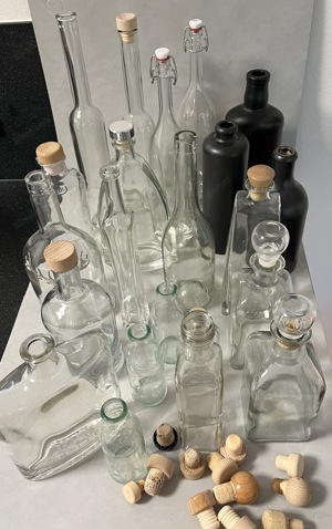 Flaschen - Konvolut von leeren Flaschen 23 Stück