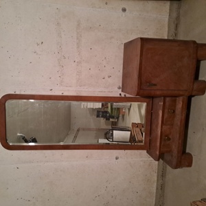 Nachtkästchen mit Spiegel Bild 3