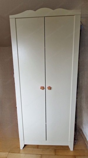 Kleiderschrank