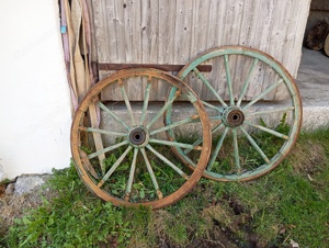 Alte Wagenräder sehr gut erhalten! Bild 4