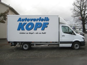 Transporter mit Hebebühne in Feldkirch zu vermieten - ideal für Übersiedelungen!