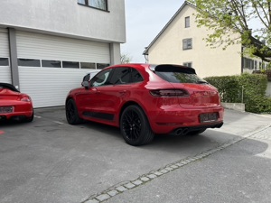 Porsche Macan GTS aus 2017 Bild 3