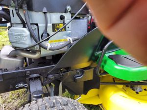 John Deere x146R Rasentraktor  Bild 9