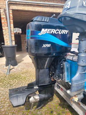 Mercury 200 PS 2.5l V6 2 Takter Langschaft Bild 4