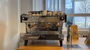 Kaffeemaschine La Marzocco Linea PB AVX 2gr