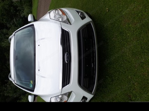 Ford Kuga Diesel Bj 2012 4x4 Titanium 1 Besitz 120000 km Euro 11490.--TOP