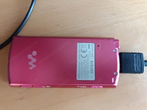 Sony 6Gb MP4 Walkman Special Edition Pink (Videos und Musik) Bild 3