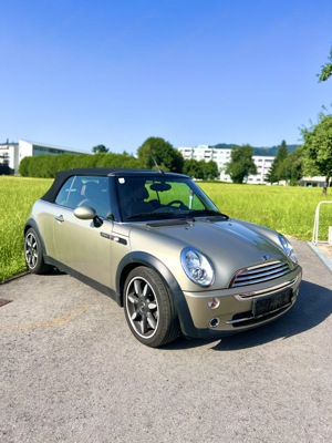 Mini Cooper Cabrio 1.6   Sidewalk  in sparkling silver Sammler!! Cabrio   Roadster Bild 5