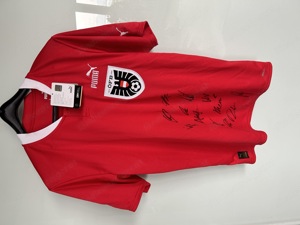 ÖFB Shirt 2024 signiert vom österr. Nationalteam.