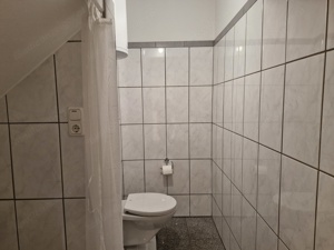 Vermiete 2 Zimmer Wohnung im Herzen von Gisingen ab sofort  Bild 2