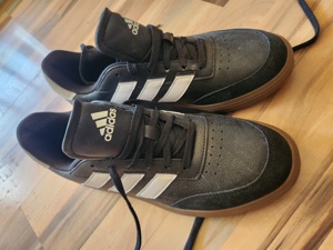 ADIDAS Herren Turnschuhe neu Bild 2